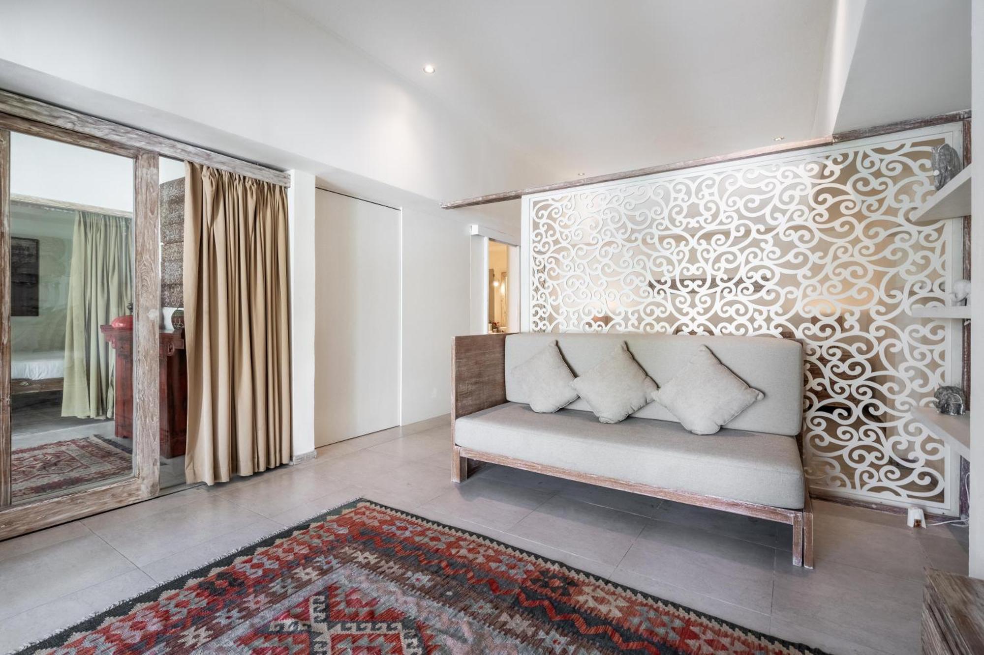 Oberoi 2 Bedrooms * Seminyak (Bali)