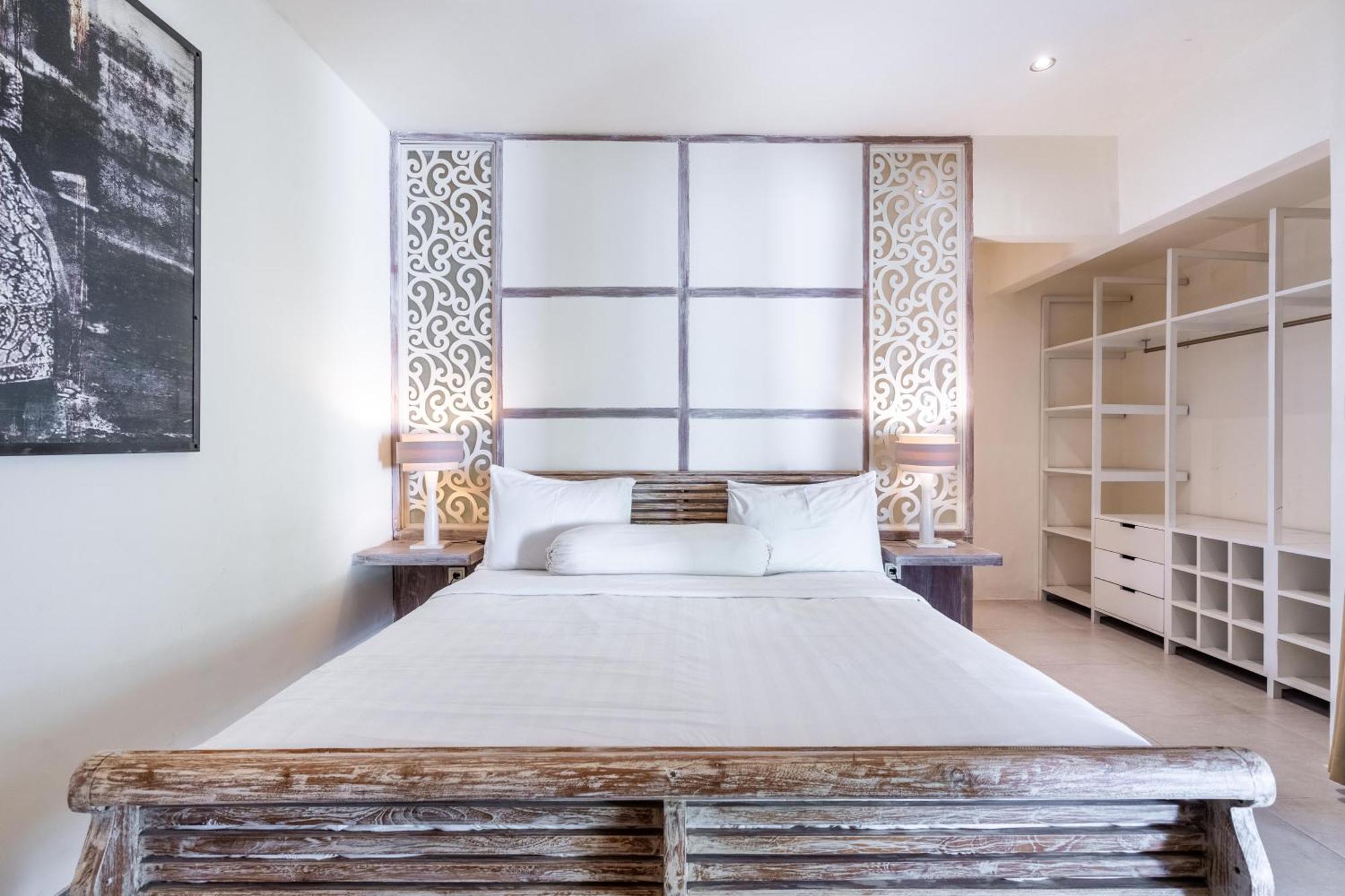 Oberoi 2 Bedrooms