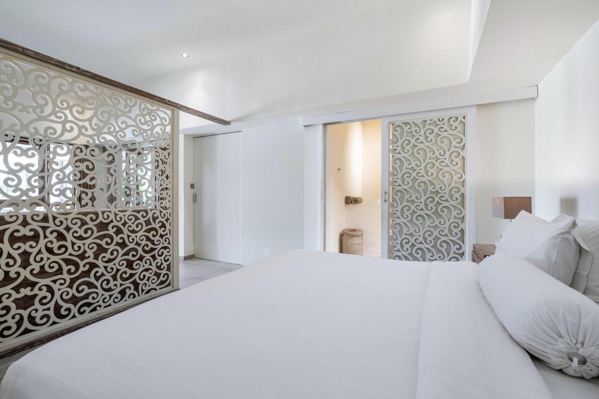 Oberoi 2 Bedrooms Villa Seminyak (Bali)