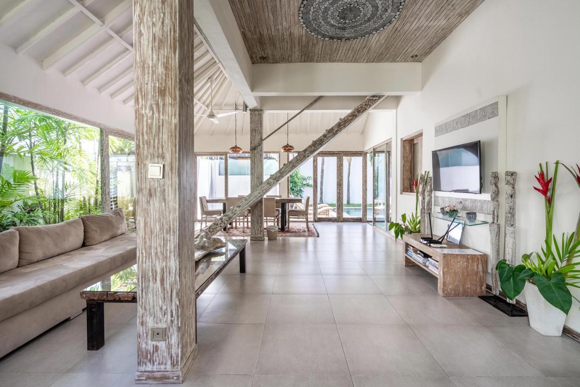 Oberoi 2 Bedrooms Seminyak (Bali)